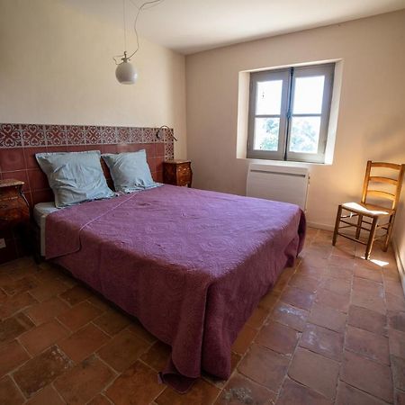 Domaine Les Perpetus Villa La Tour-dʼAigues Eksteriør billede