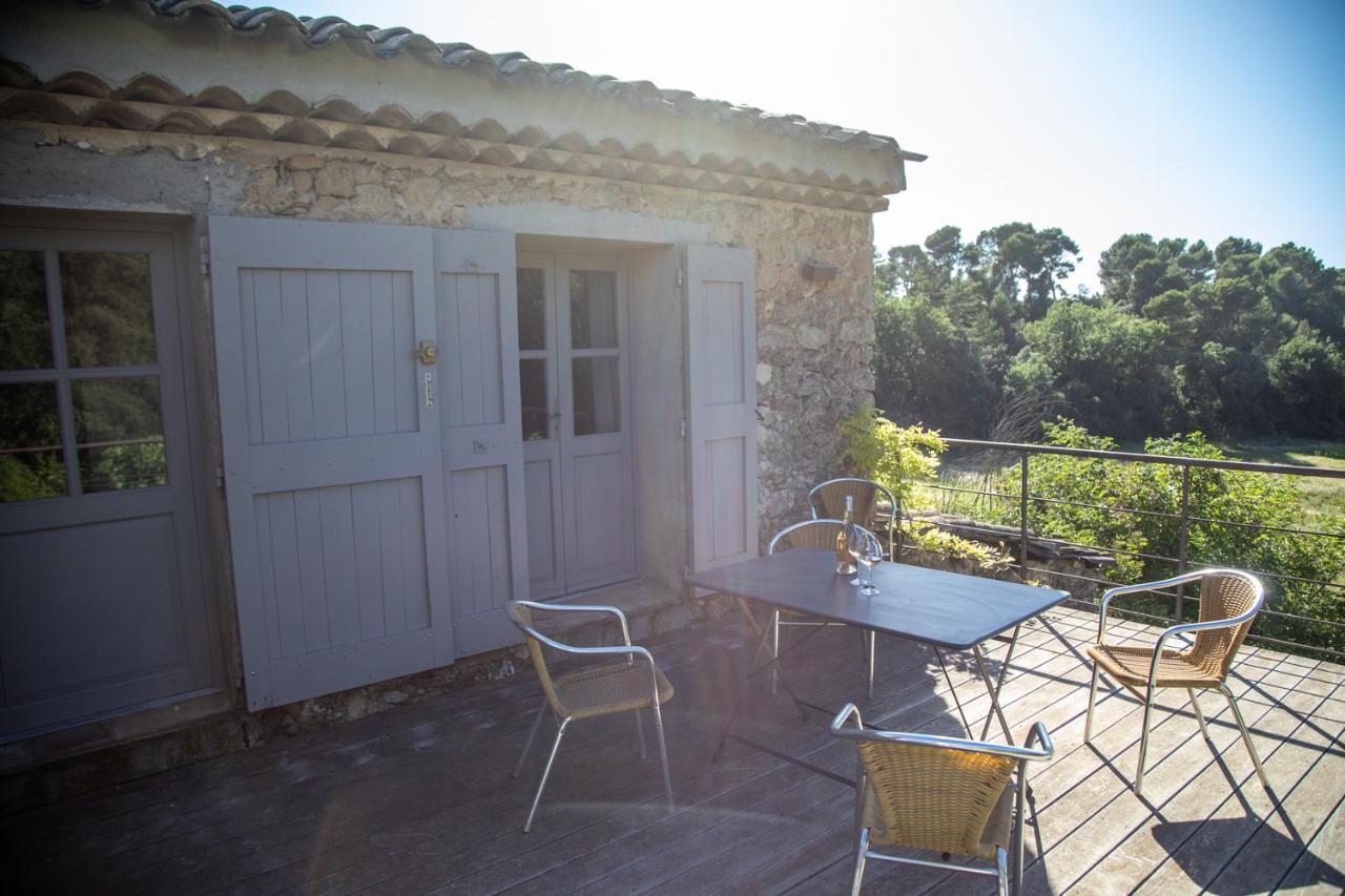 Domaine Les Perpetus Villa La Tour-dʼAigues Eksteriør billede