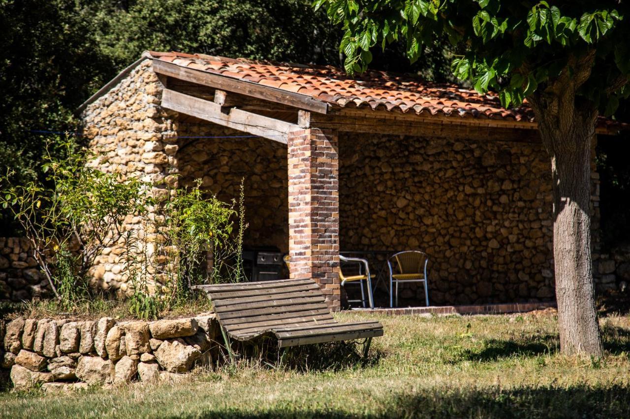 Domaine Les Perpetus Villa La Tour-dʼAigues Eksteriør billede